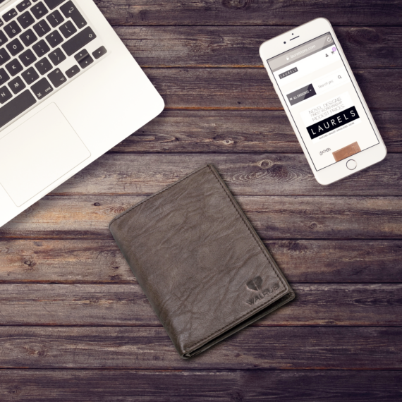 Walrus Max Green Nature Friendly Vegan Leather Book Style Bi Fold Men Wallet