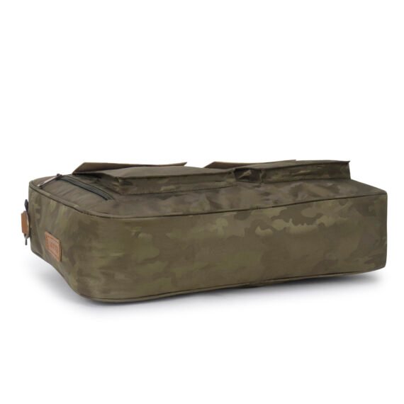 Walrus Easygo III Series Green Matte Fabric 14 Inch Laptop Messenger Bag